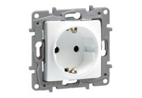 664731 Tomada Niloe 664731 Tomada Niloe