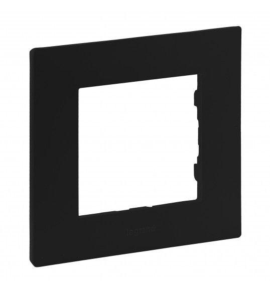 864571 Niloe step 1 gang cover plate black