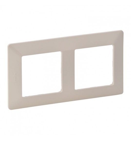 754042 Valena Life 3 gang cover plate ivory