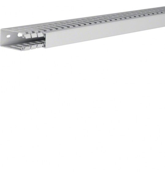 HA760025 slottet panel trunking HA7 60x25, lg