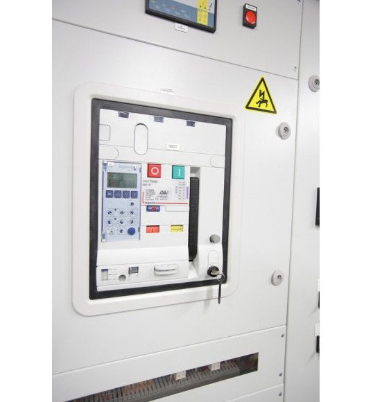 028731 DMX3 2500 N SECC 4P 800 A