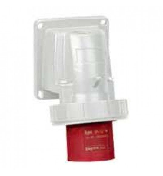 056823 Legrand P17 Appl.Inlet 250V 32A 2P+E