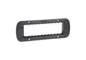 K4706 Living Now Supporto 6 moduli fornito con valva di protezione