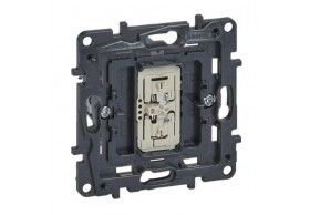 864040A Legrand 3 wires Dimmer Nilo� Step