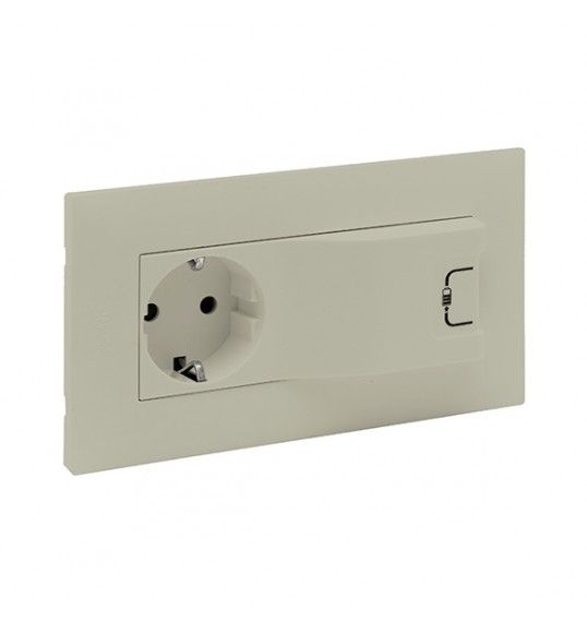 864623 Niloe Step Schutzkontakt Steckdose + USB 1000mA Komplett Sand