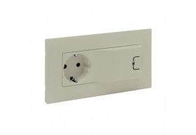 864623 Niloe Step Schutzkontakt Steckdose + USB 1000mA Komplett Sand