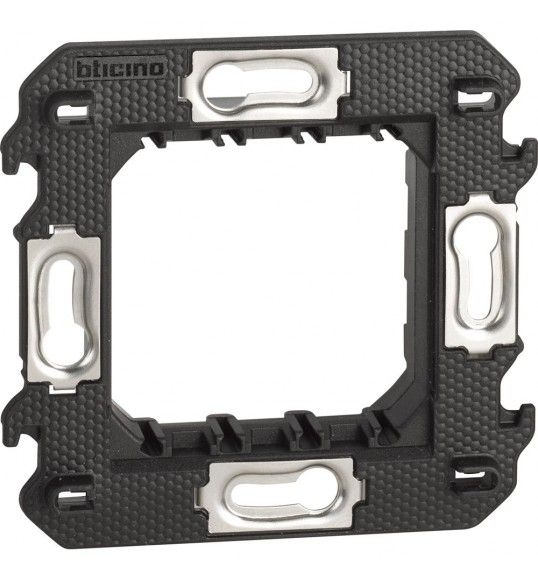 K4702 2 modules support Living Now Bticino